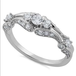 925 STERLING SILVER Antique Style Cubic Zirconia Filigree Ring